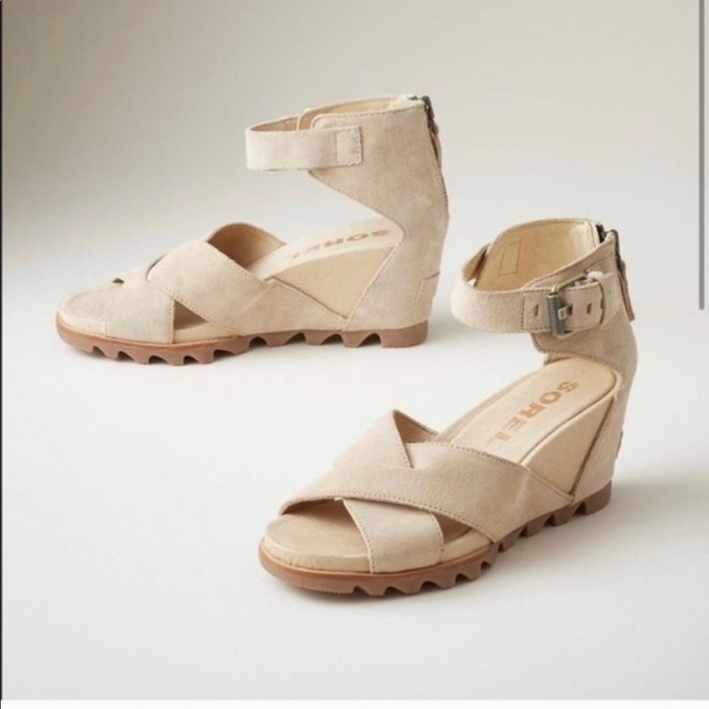 Sorel Joanie II Cream Wedge Sandals - Picture 1 of 10
